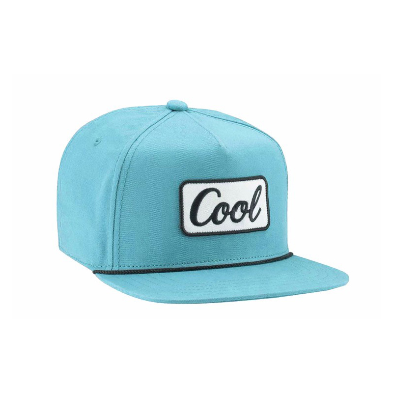 หมวก Snapback กับหมวก Fited แตกต่างกันอย่างไร?